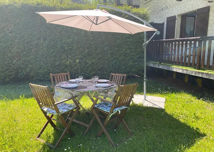 Appartement Lumineux Et Cosy En Rez De Jardin